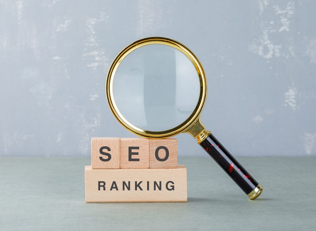 uma das formas como o SEO ajuda sua empresa: ranking na SERP